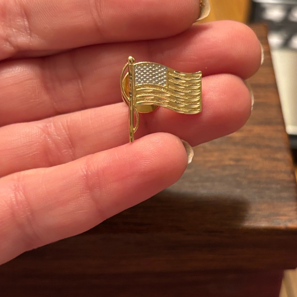 Michael Anthony 14K Gold and Silver American Flag God Bless America Pin